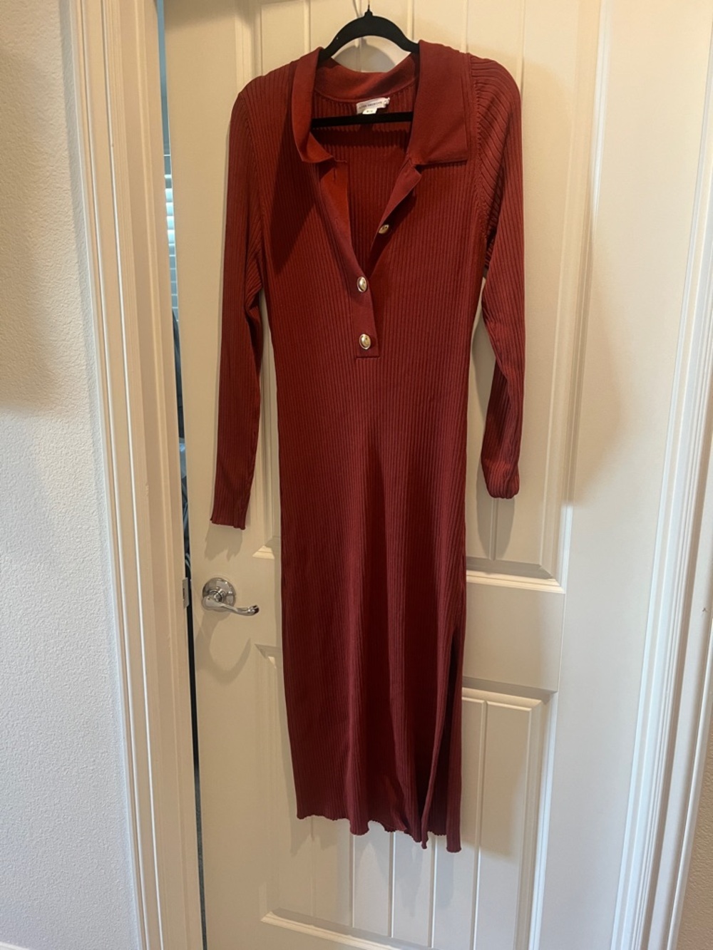 Good American Ribbed Long Sleeve Collared Midi Dress in Rust